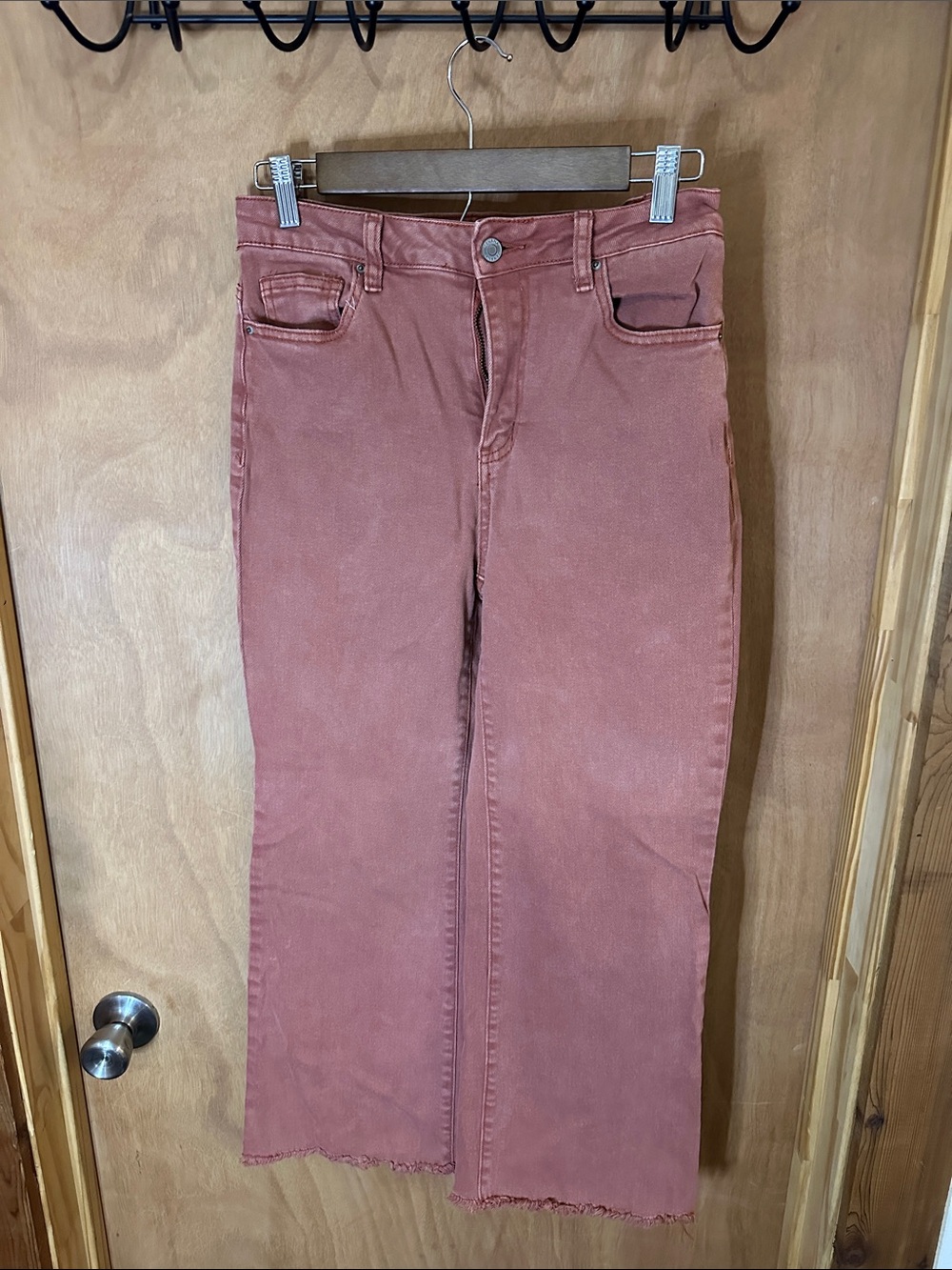Zenana Outfitters Straight Leg Jeans in Dusty Rose